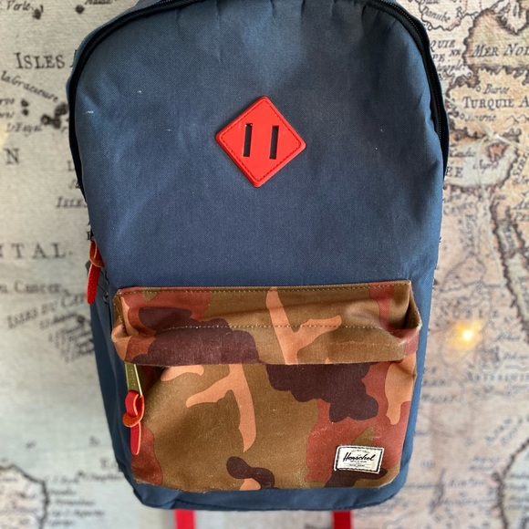 HERSCHEL CAMO RED AND BLEU BACKPACK - Picture 2 of 6